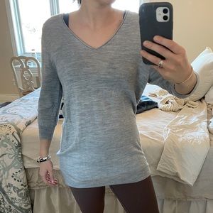 gray Gap sweater